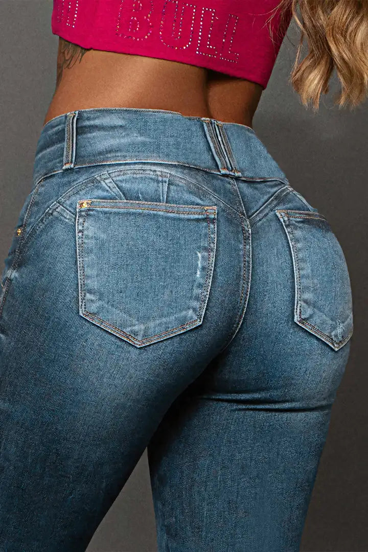 Macy™ | Cropped Jeans